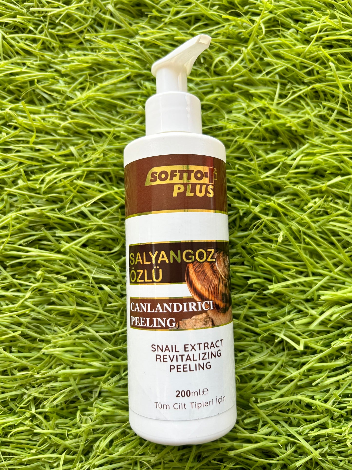 Softto Plus - Salyangoz Özlü Canlandırıcı Peeling