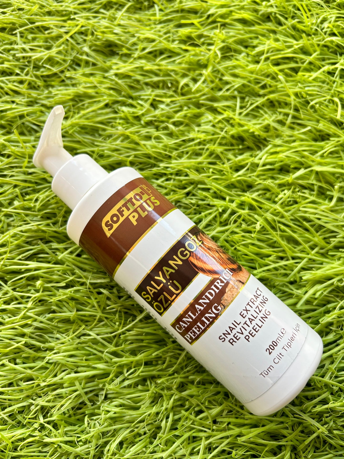 Softto Plus - Salyangoz Özlü Canlandırıcı Peeling
